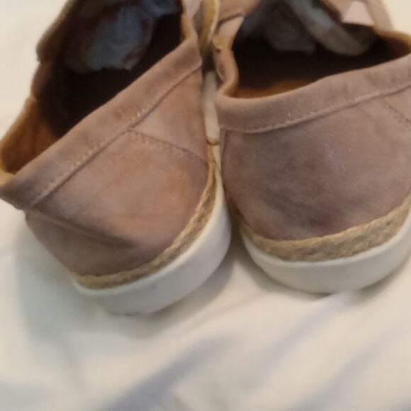 Umberto Raffini Wynne Slip On Champagne Crackled Size 8. Casual - Picture 5 of 7